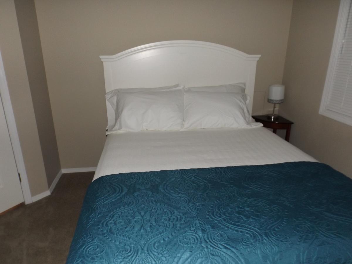 Campbell'S Accommodations Gull Lake Exteriör bild